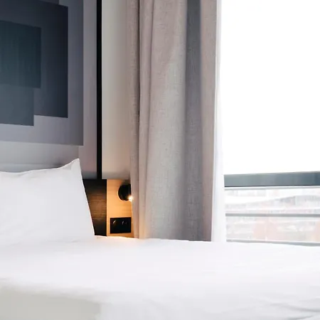 Отель Ibis Centre Rive Droite Pasteur