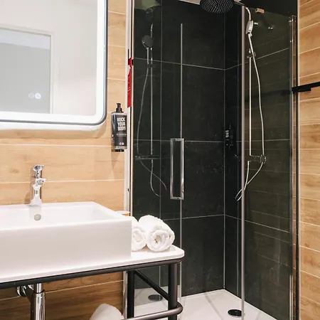 Ibis Centre Rive Droite Pasteur ルーアン