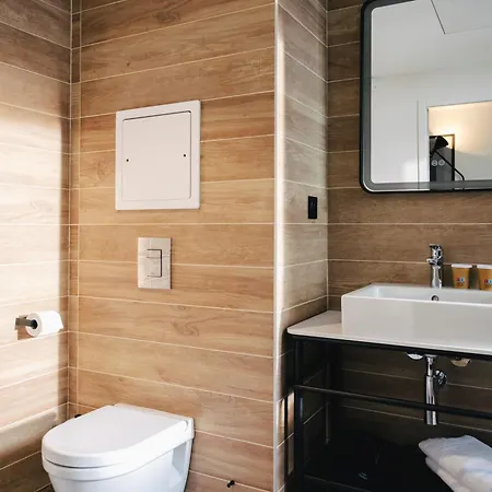 Ibis Centre Rive Droite Pasteur Hotel 3*