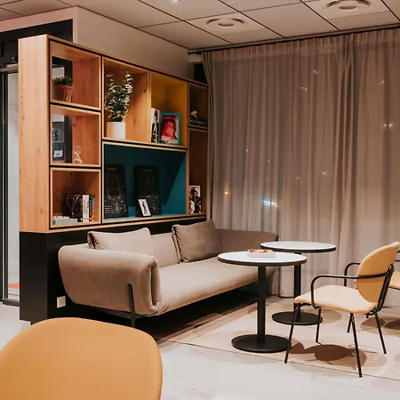 Ibis Centre Rive Droite Pasteur Hotel 3*