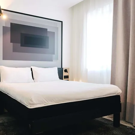 Ibis Centre Rive Droite Pasteur Hotel 3*