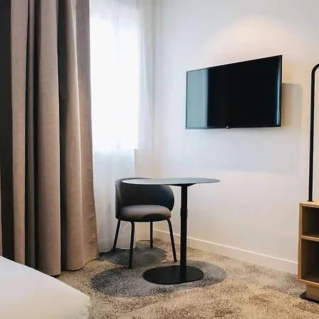 Ibis Centre Rive Droite Pasteur Отель