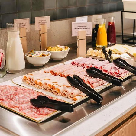 Ibis Centre Rive Droite Pasteur 호텔