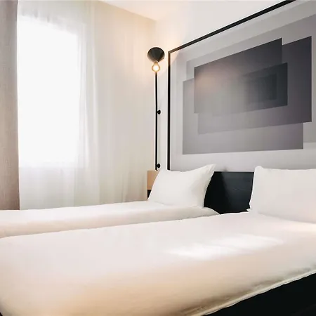Ibis Centre Rive Droite Pasteur Отель