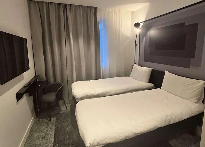 Ibis Centre Rive Droite Pasteur