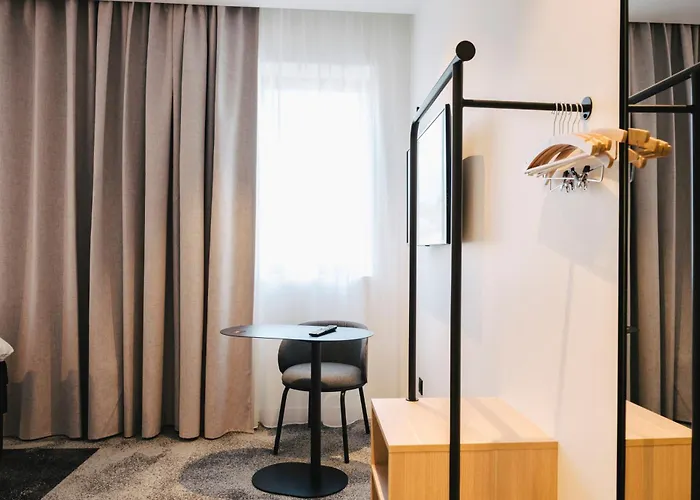 Ibis Centre Rive Droite Pasteur Szálloda 3*