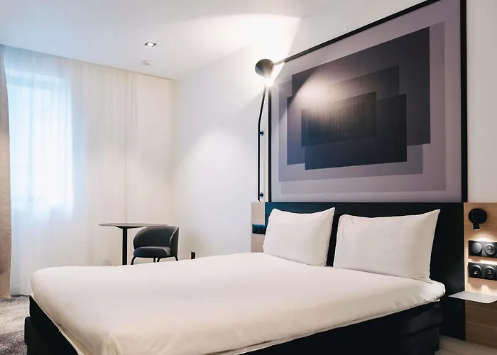 Hotell Ibis Centre Rive Droite Pasteur 3*