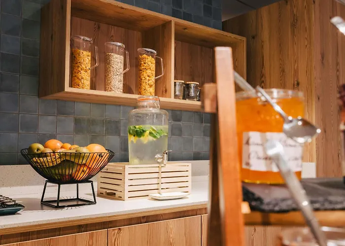 Hotell Ibis Centre Rive Droite Pasteur 3*